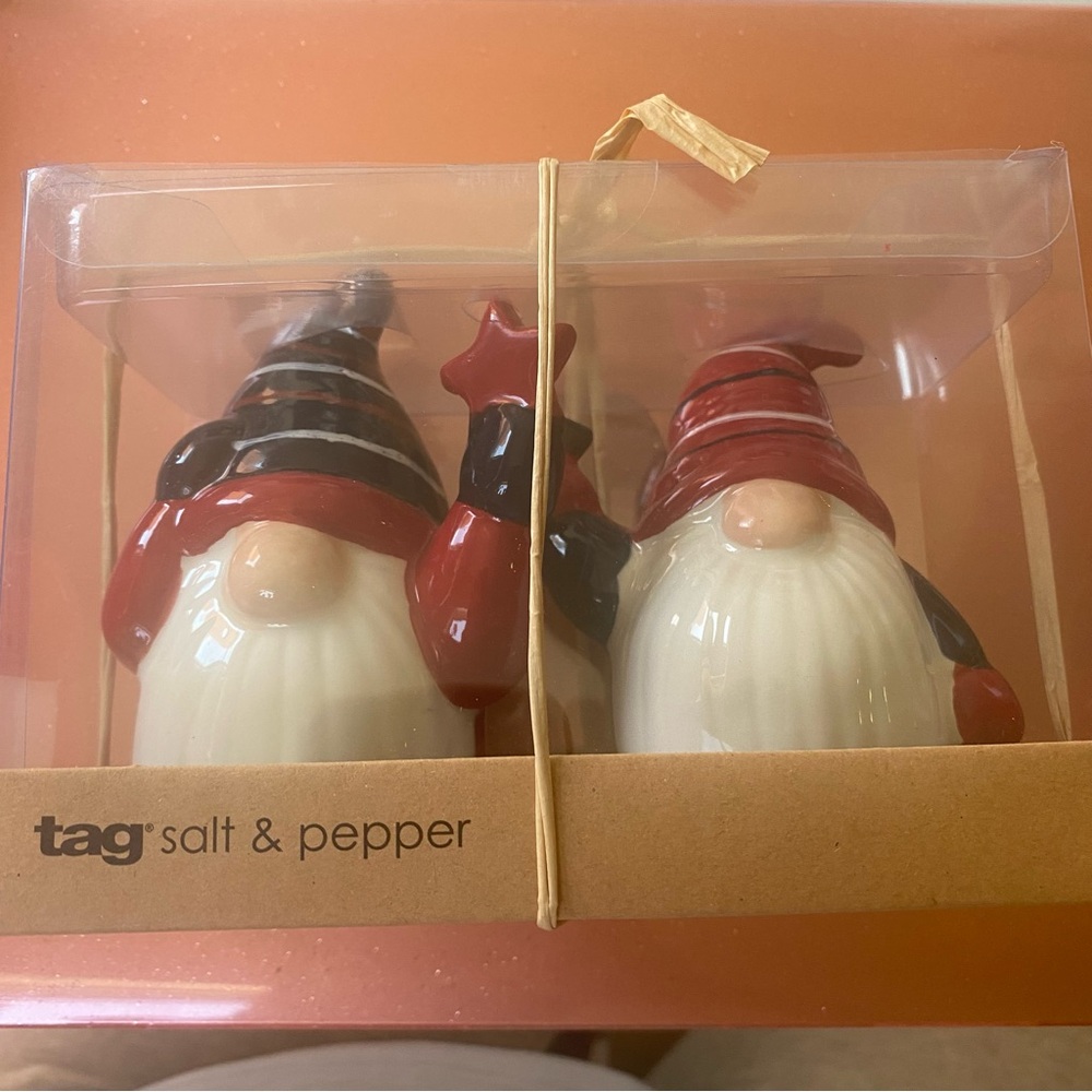 NWT Tag | Fourth of July Red White and Blue Salt and Pepper Set